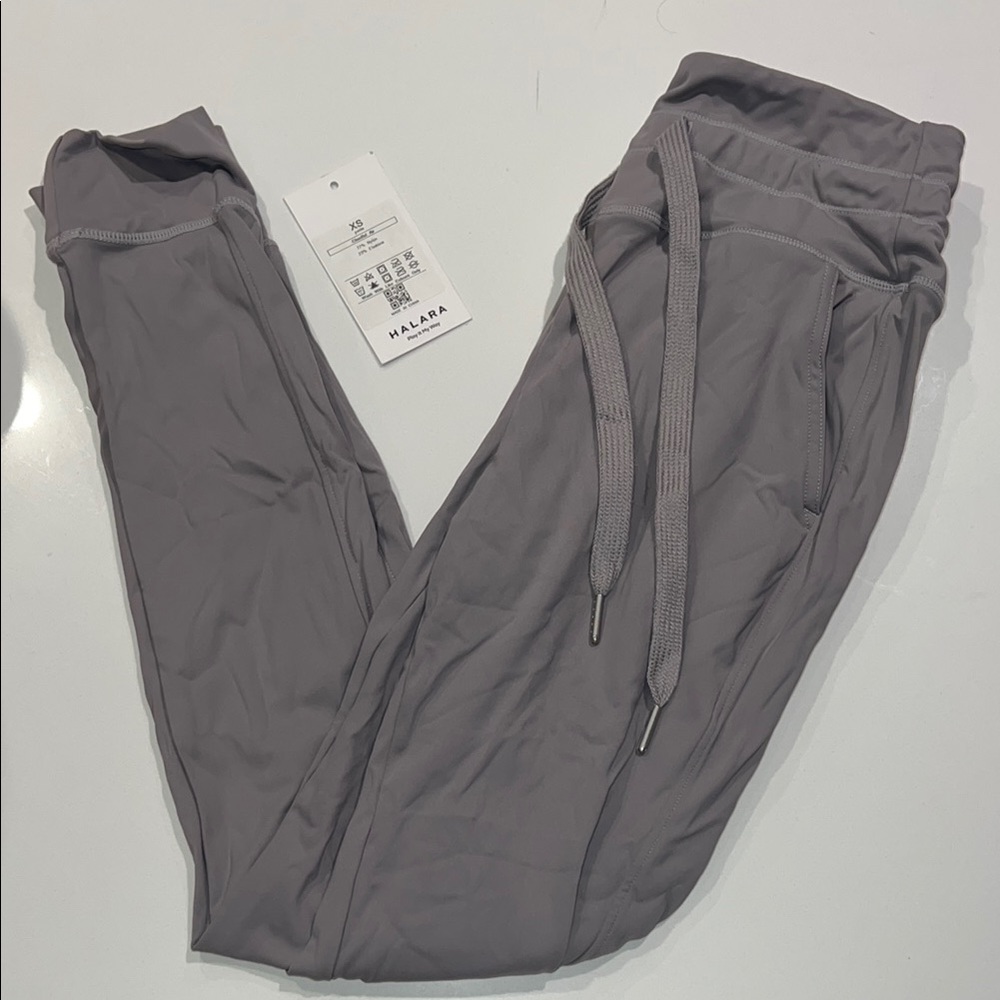 HALARA High Waisted Gray Slim Jogger Pants
